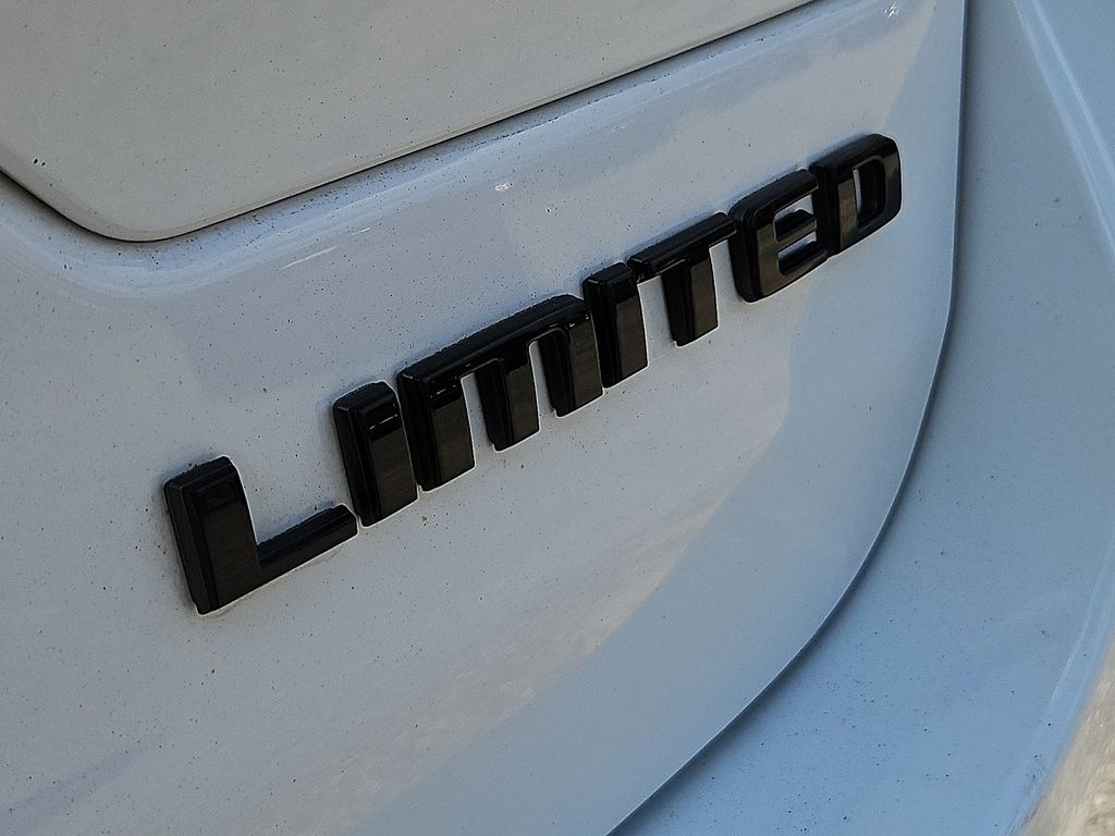 Used 2024 Jeep Grand Cherokee SUV