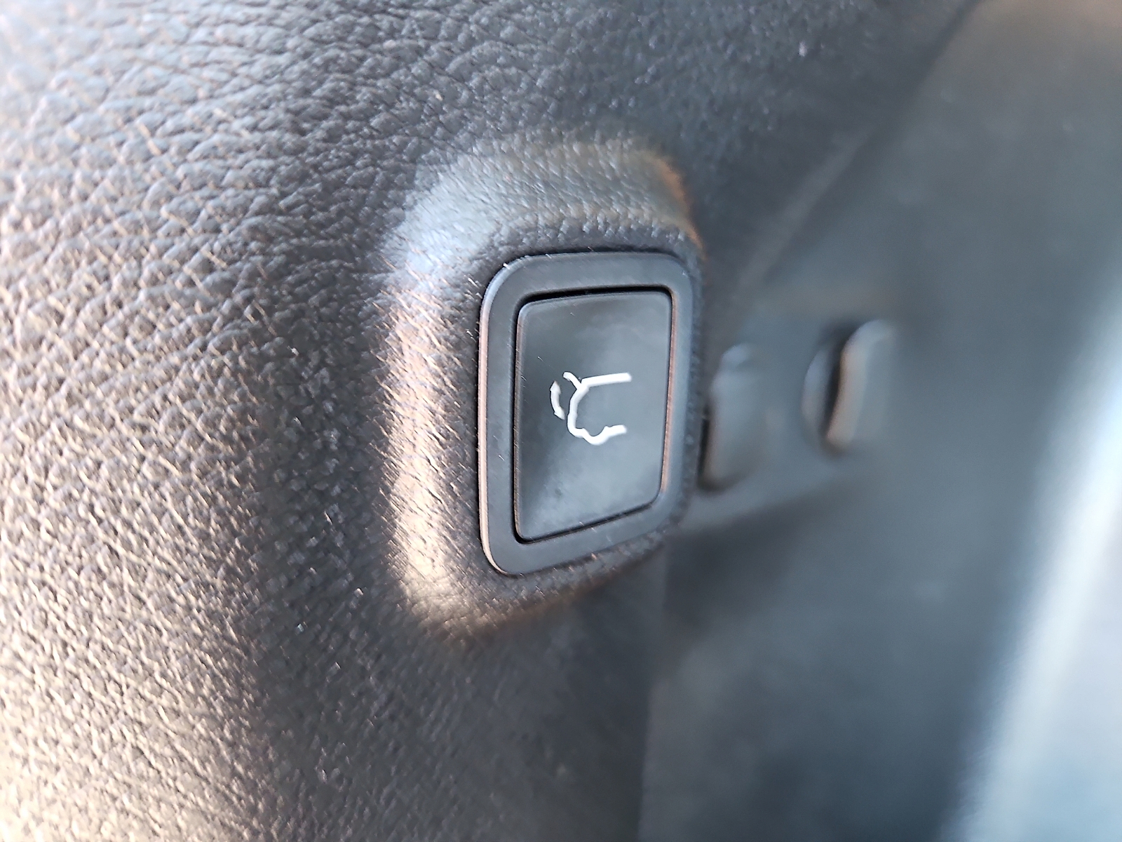 Used 2019 Jeep Cherokee SUV