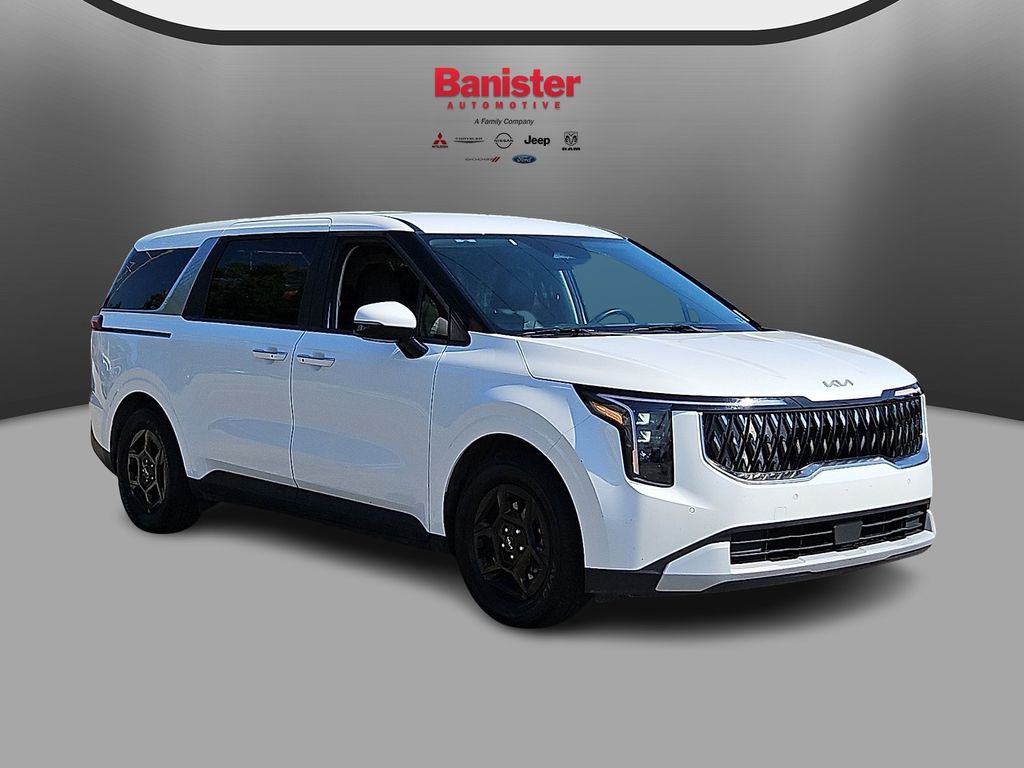 Used 2025 Kia Carnival Van