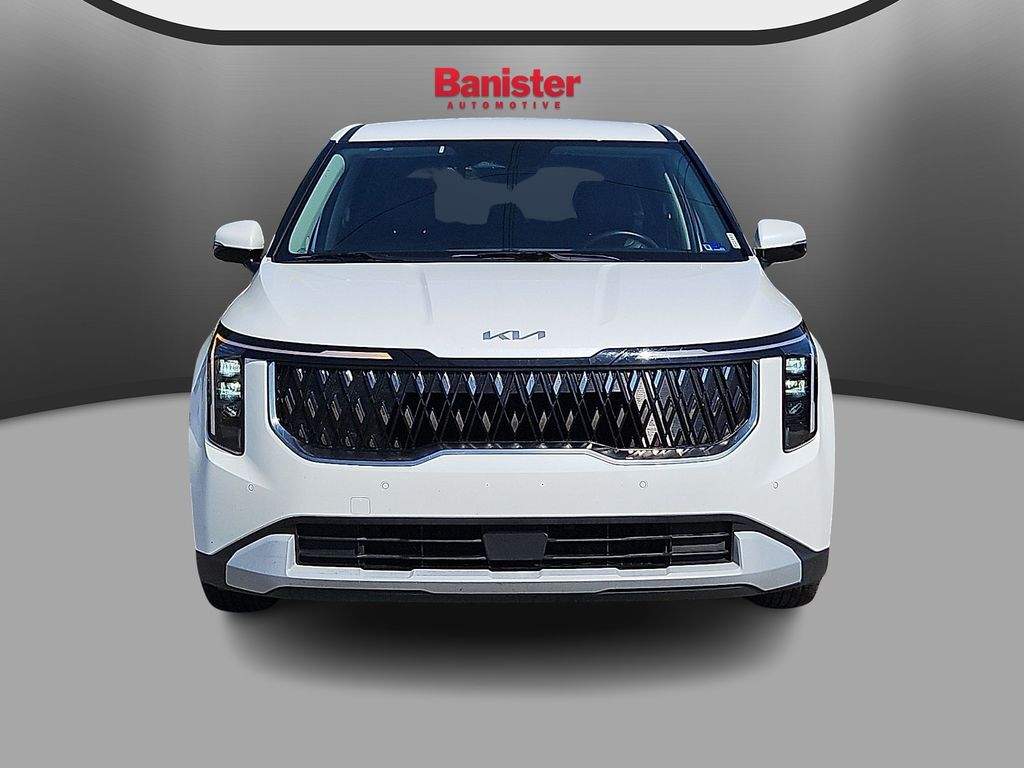 Used 2025 Kia Carnival Van
