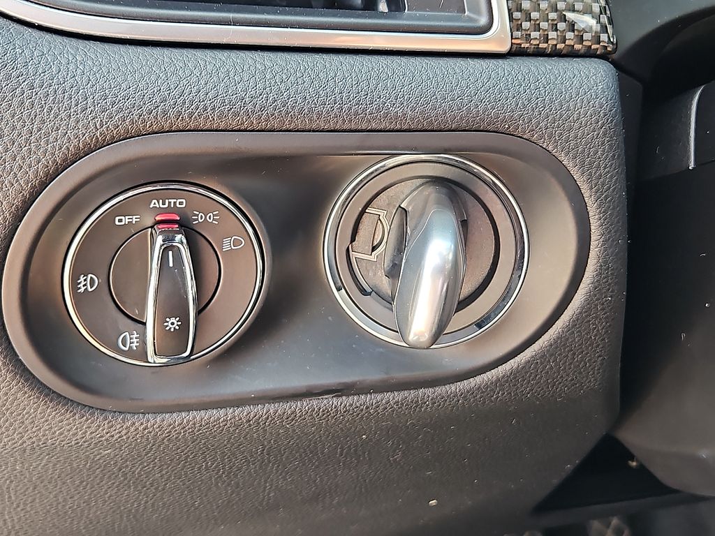 Used 2018 Porsche Macan SUV