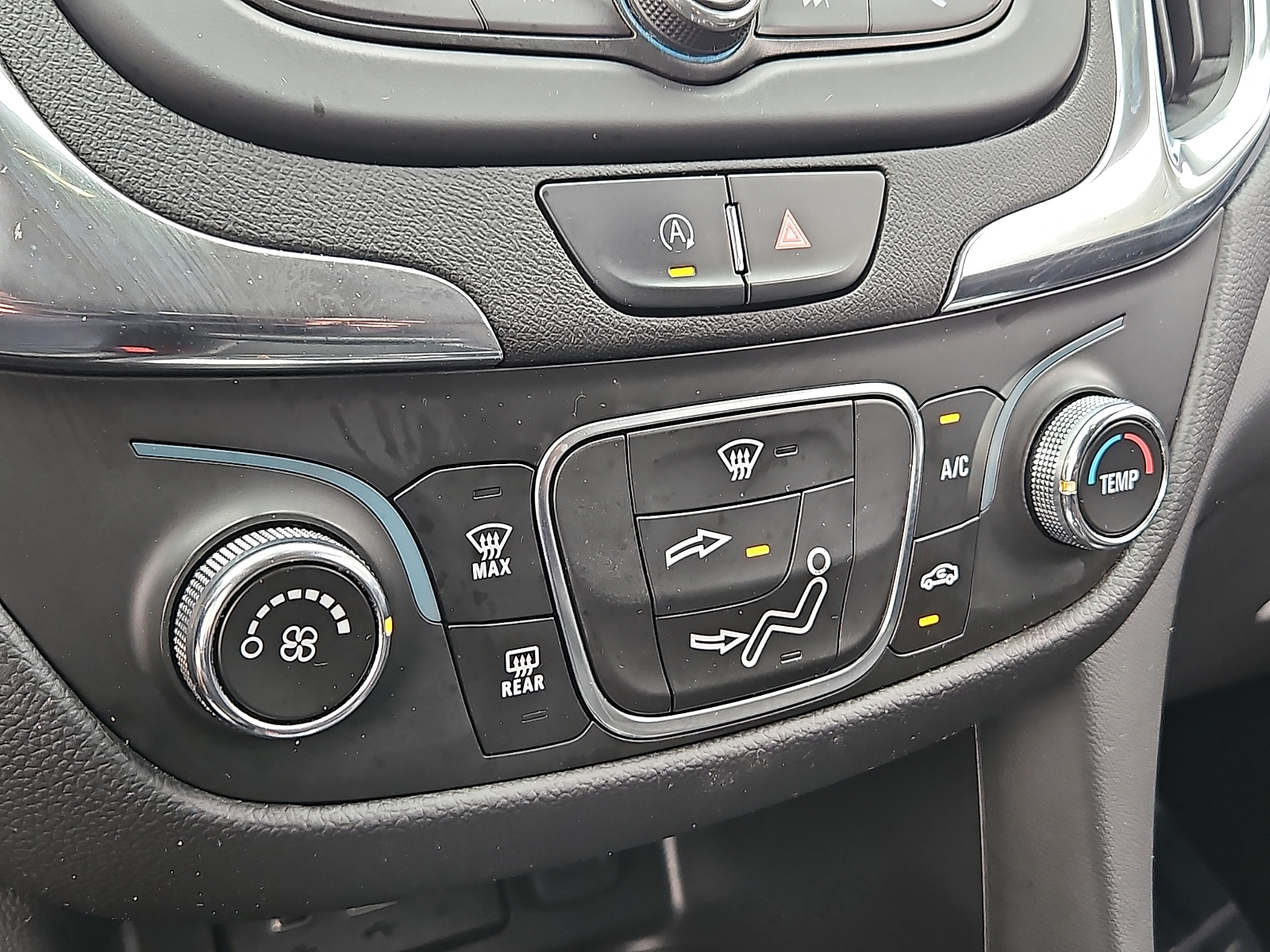 Used 2023 Chevrolet Equinox SUV