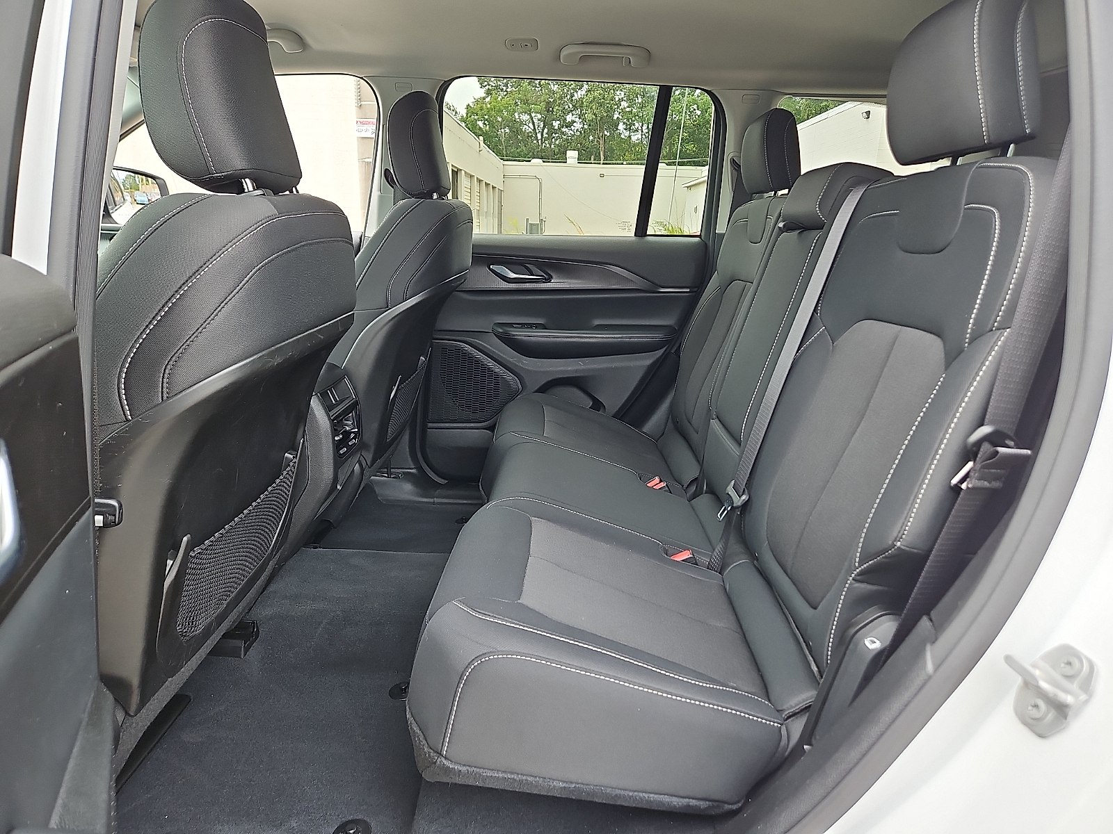 Used 2023 Jeep Grand Cherokee SUV