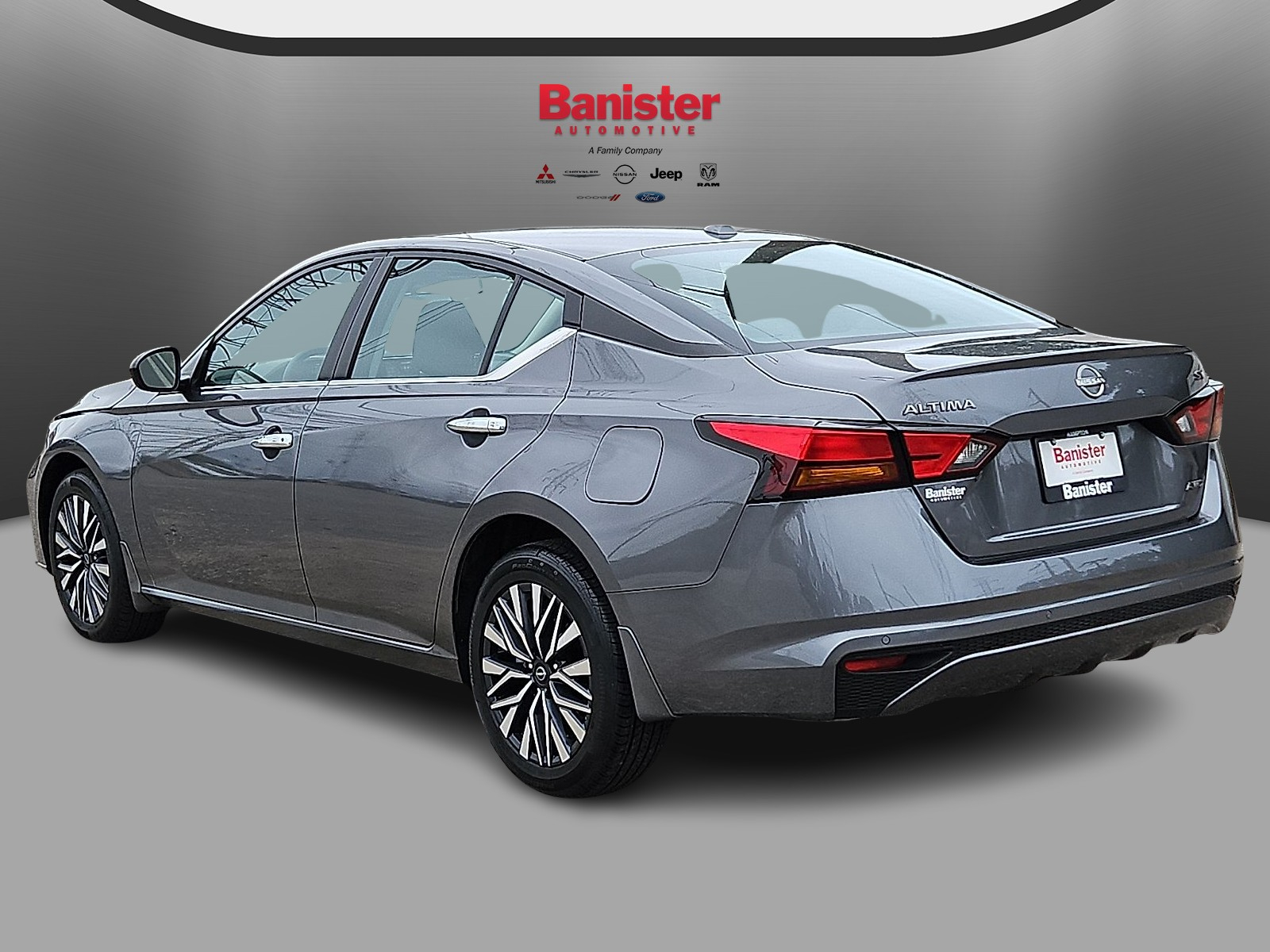 Used 2024 Nissan Altima Sedan