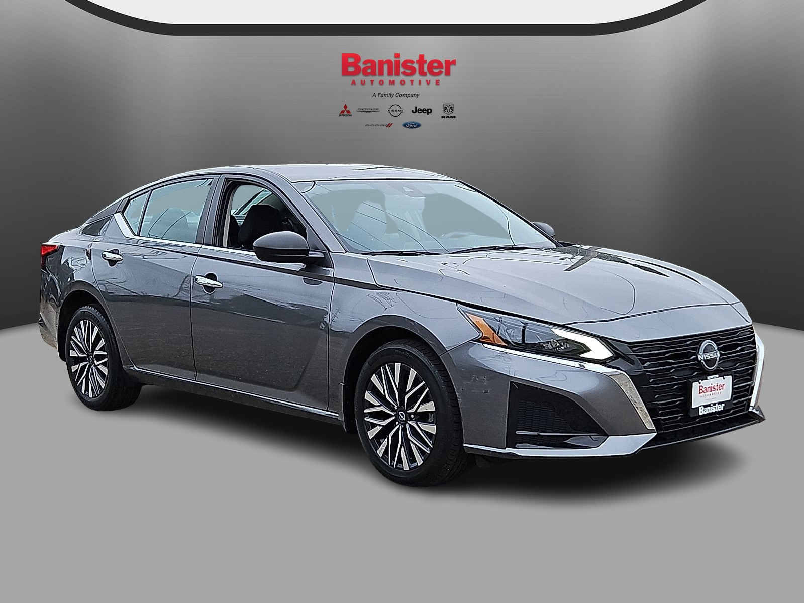 Used 2024 Nissan Altima Sedan