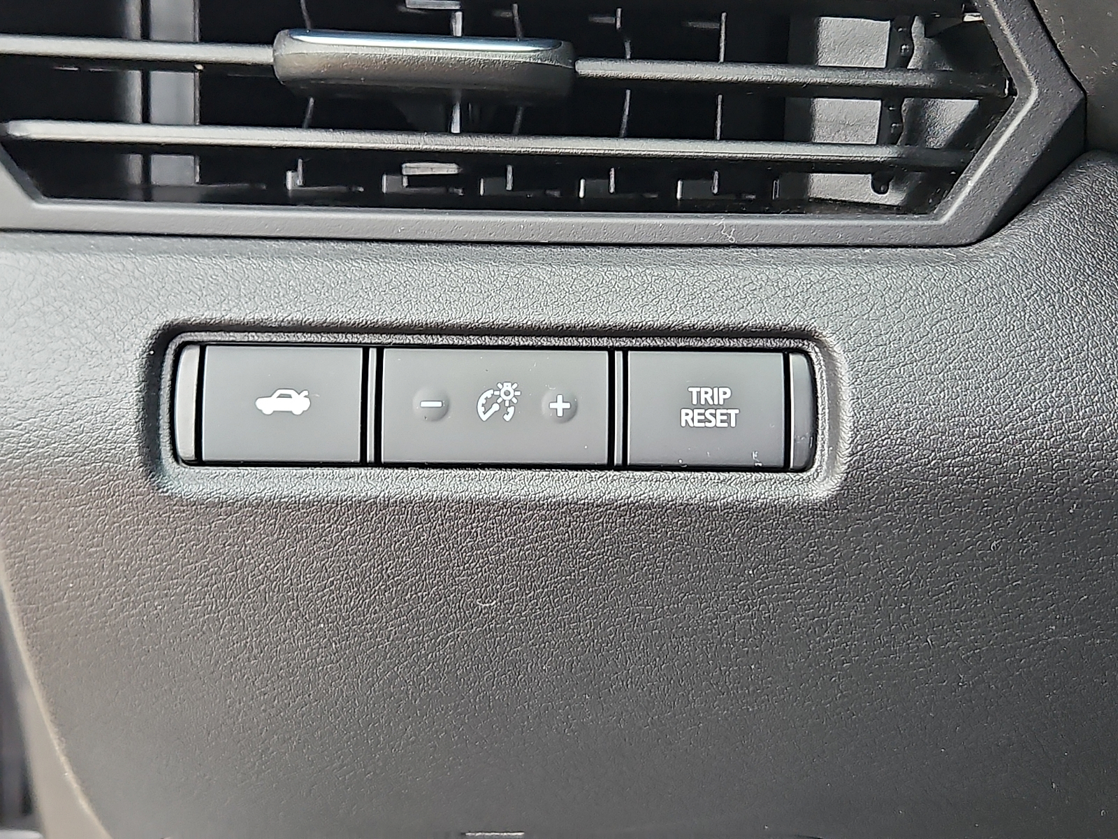 Used 2024 Nissan Altima Sedan