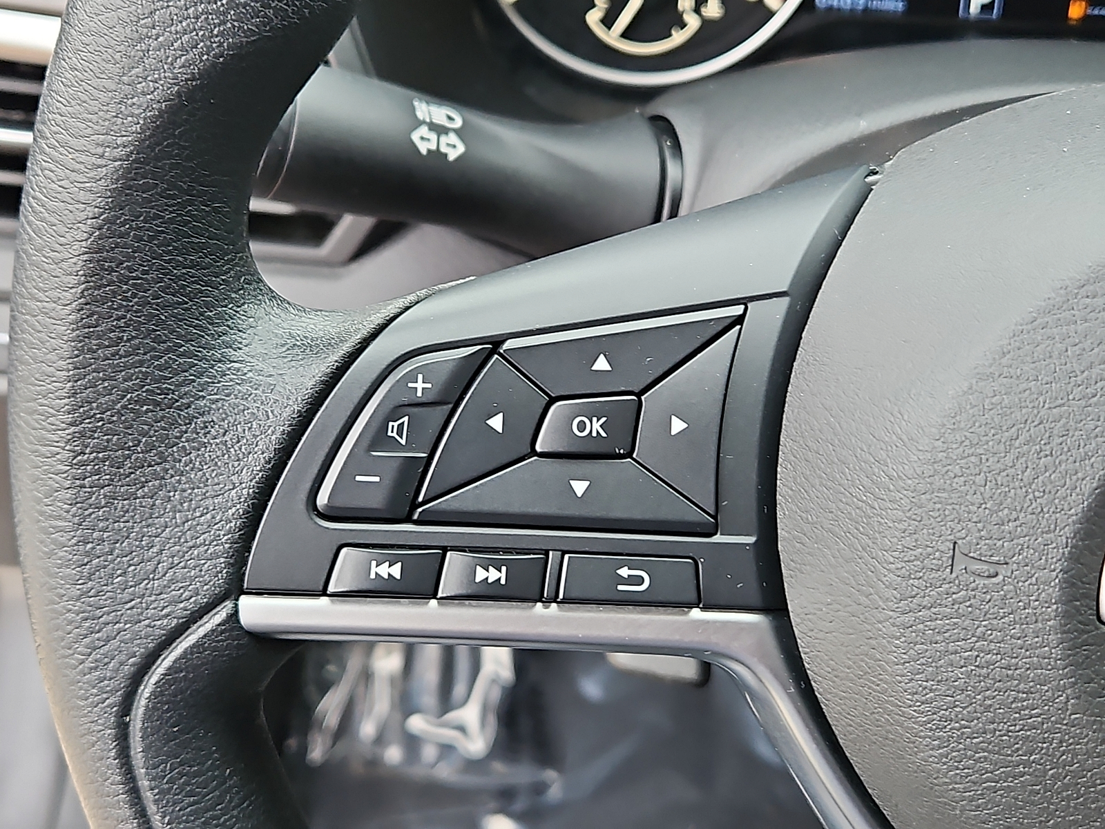 Used 2024 Nissan Altima Sedan