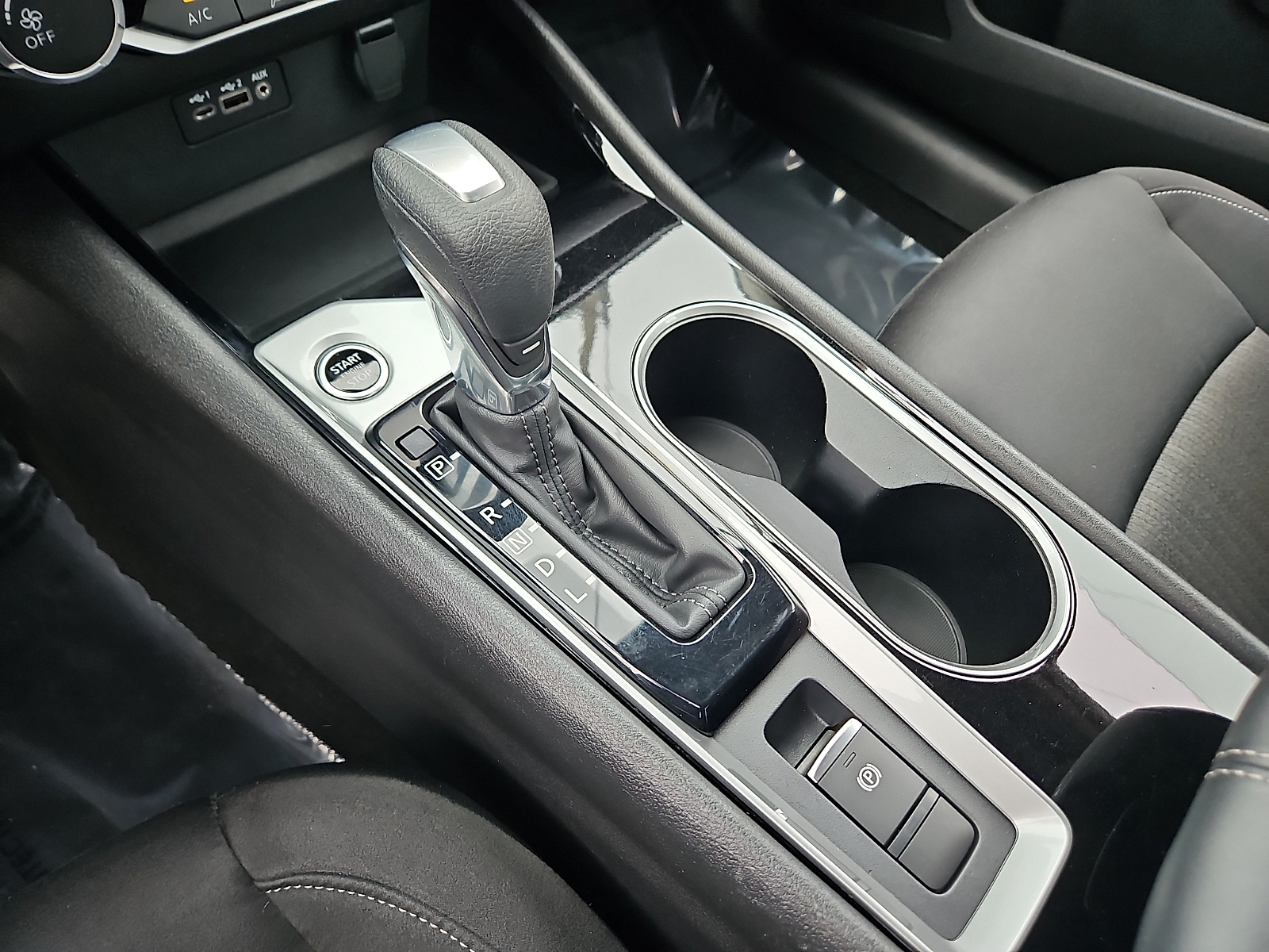 Used 2024 Nissan Altima Sedan