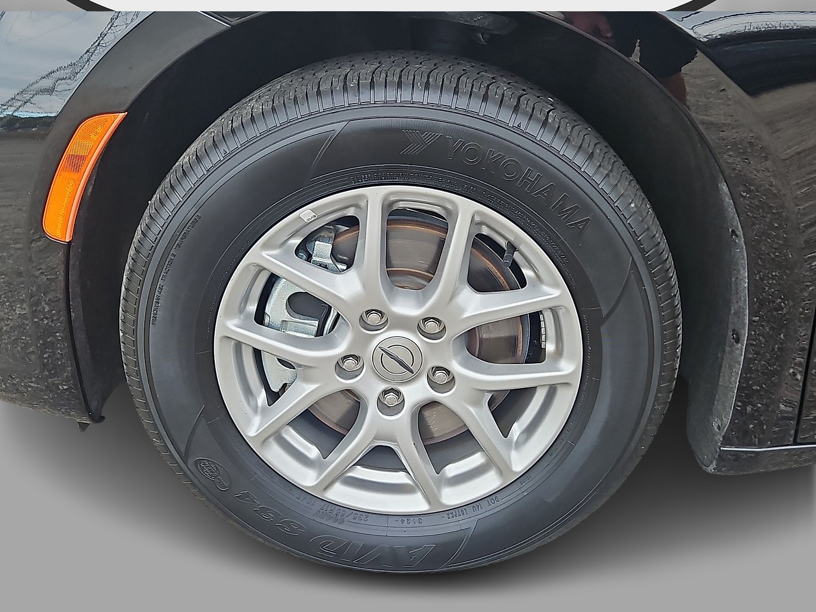 Used 2025 Chrysler Pacifica Van