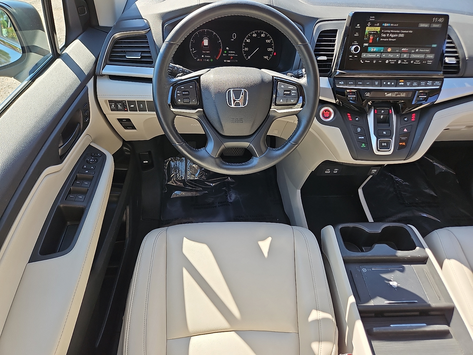 Used 2025 Honda Odyssey Van