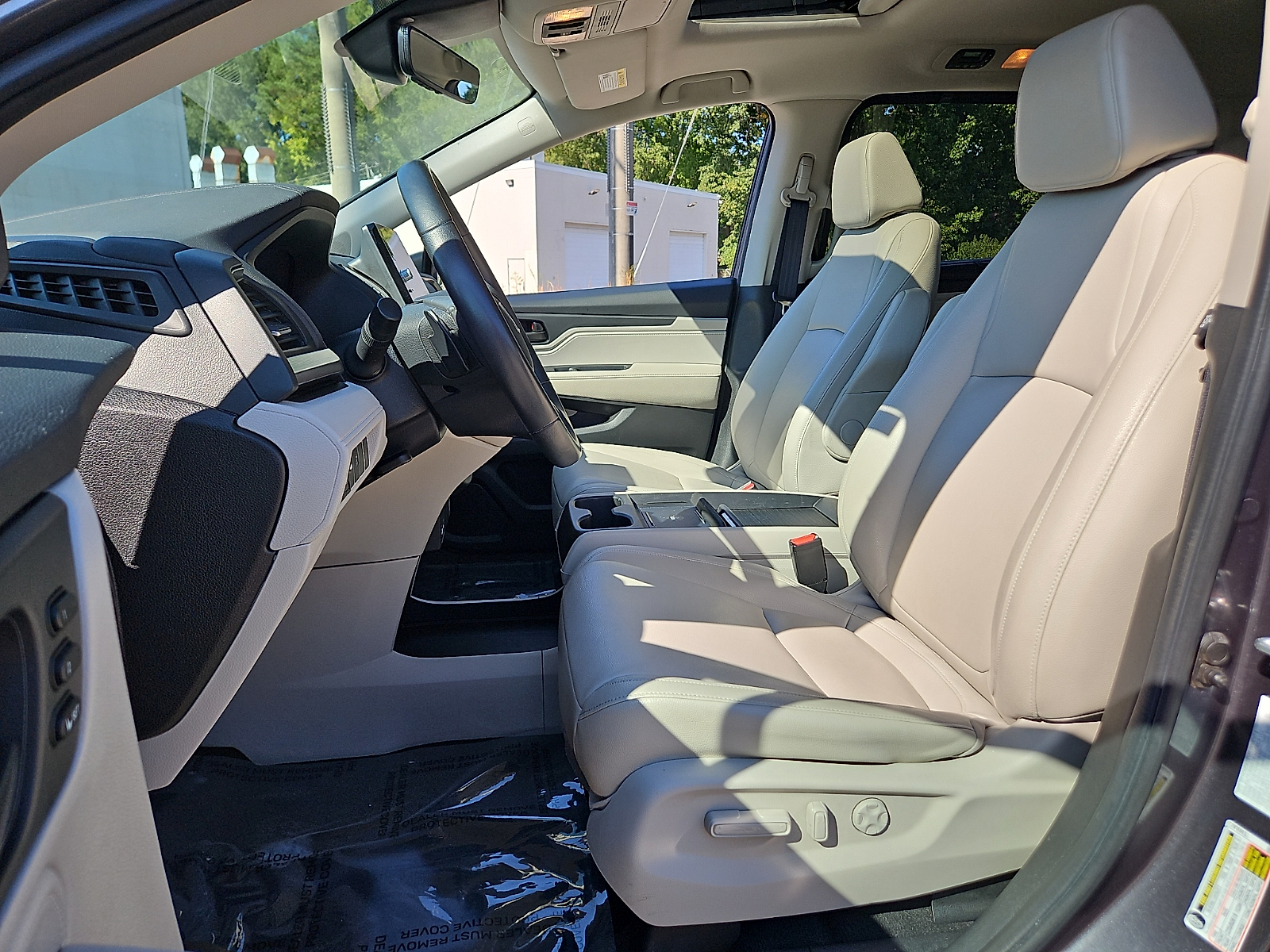 Used 2025 Honda Odyssey Van