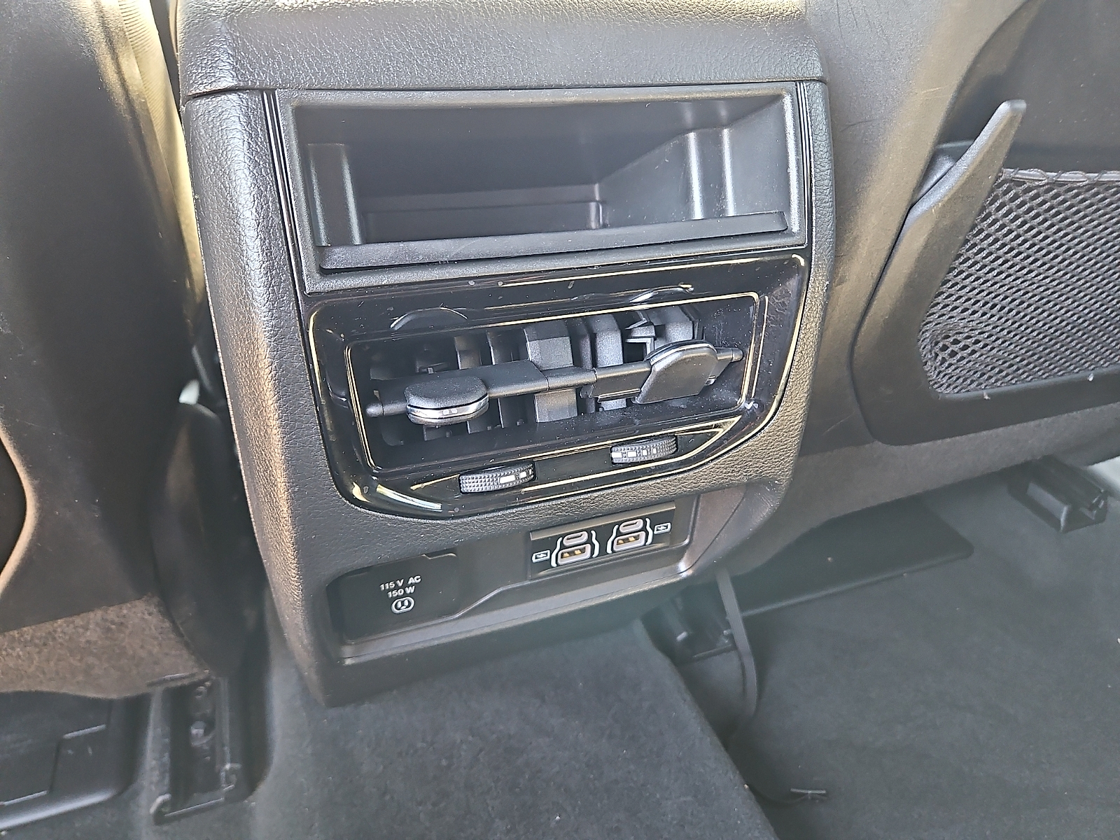 Used 2024 Jeep Grand Cherokee SUV