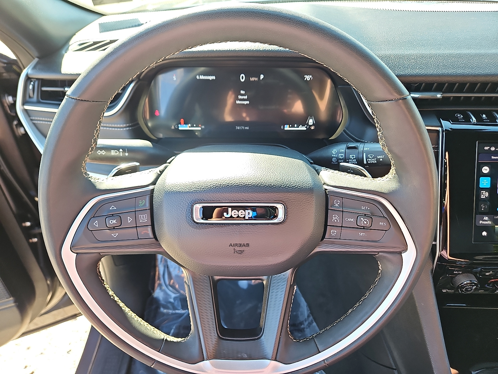 Used 2024 Jeep Grand Cherokee SUV