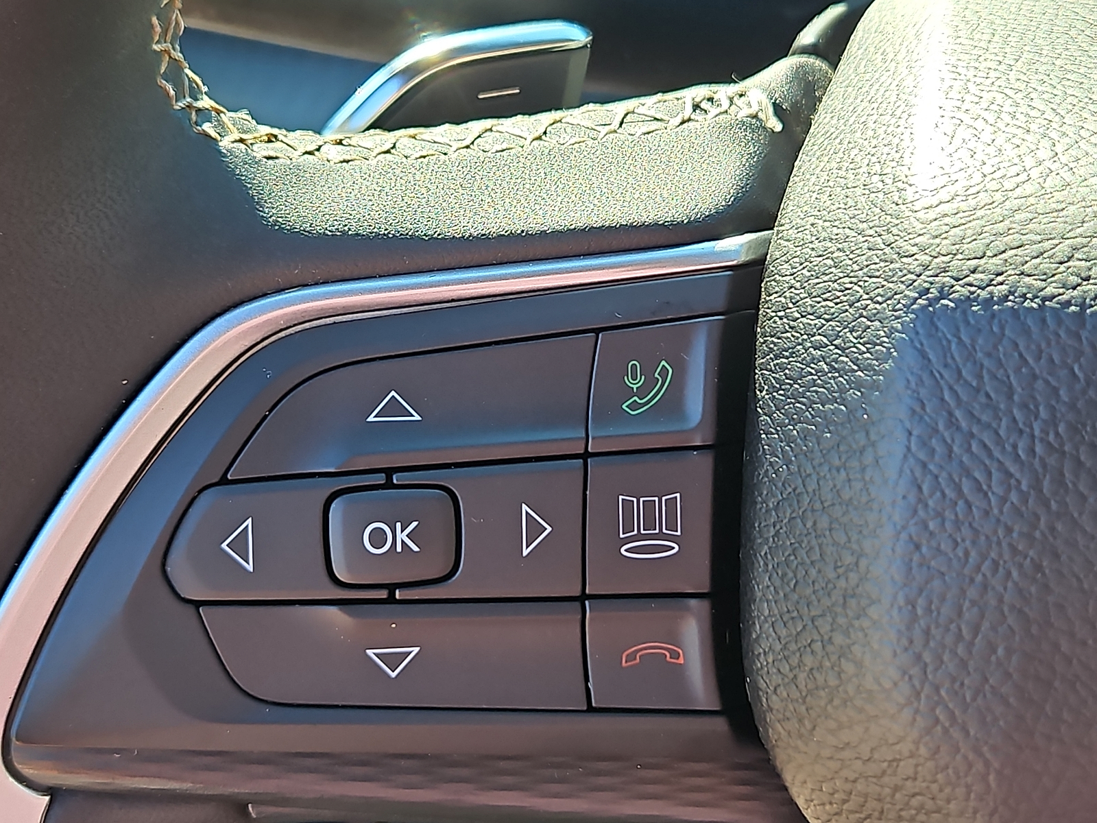 Used 2024 Jeep Grand Cherokee SUV