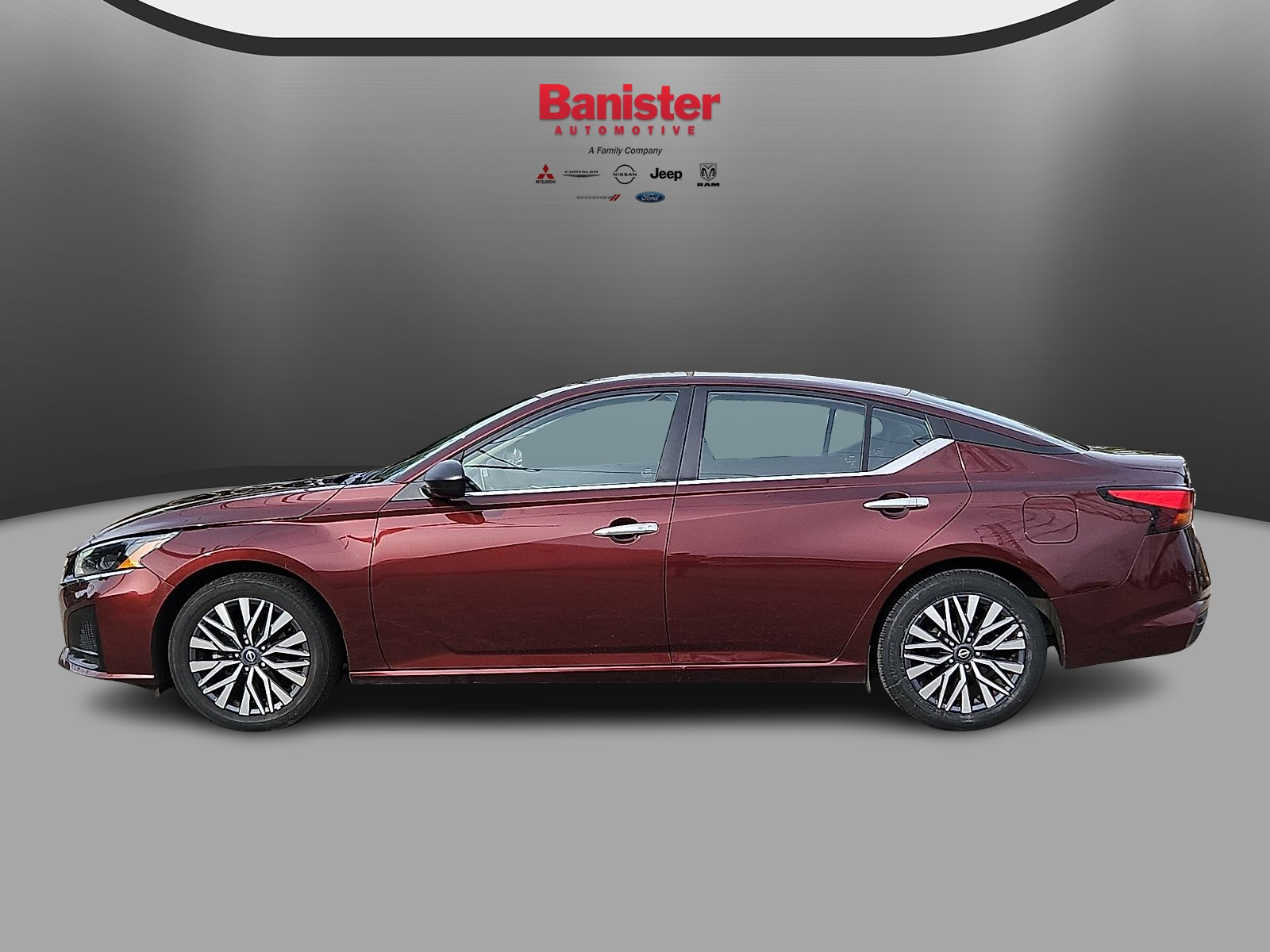 Used 2024 Nissan Altima Sedan
