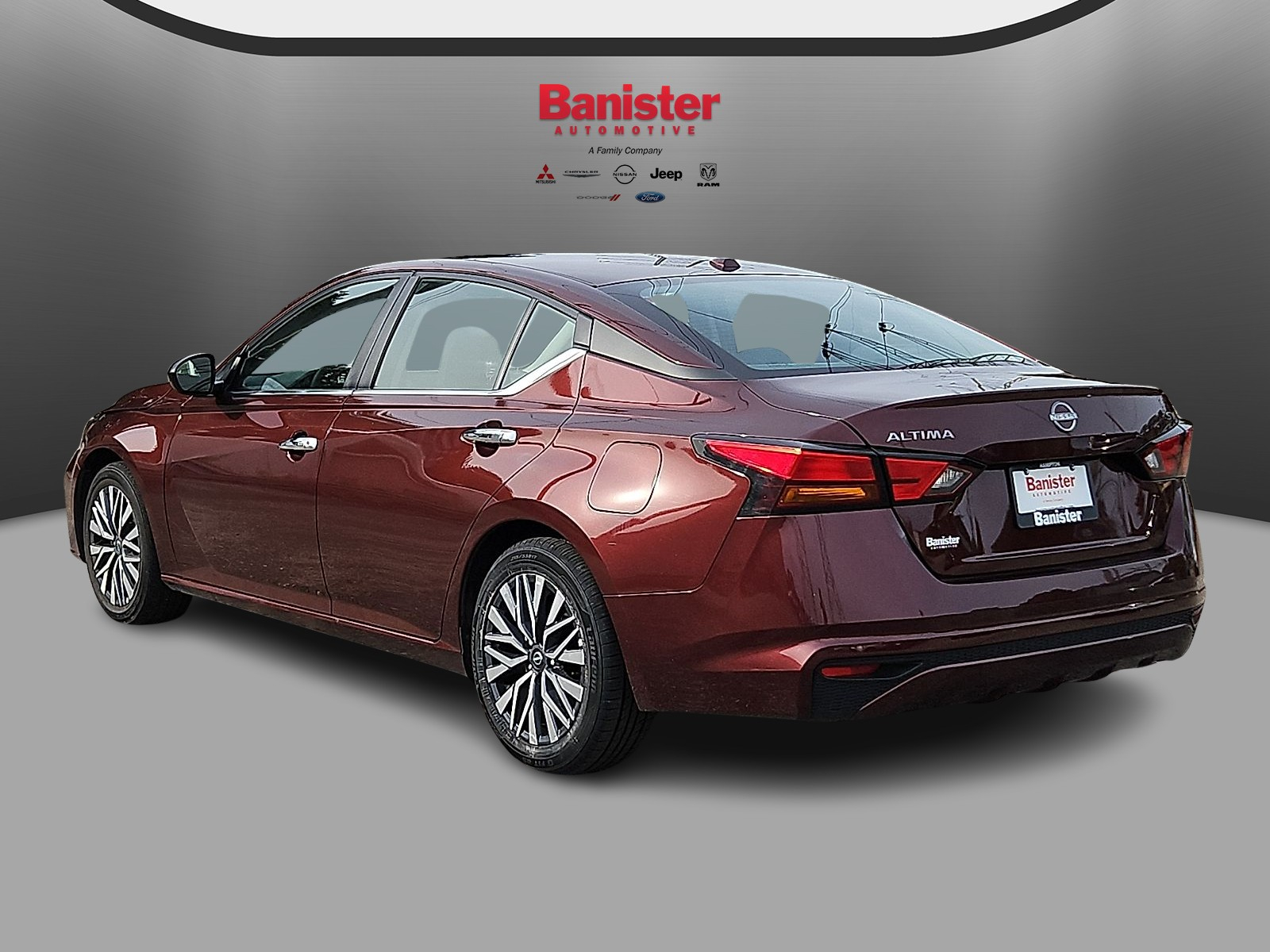 Used 2024 Nissan Altima Sedan