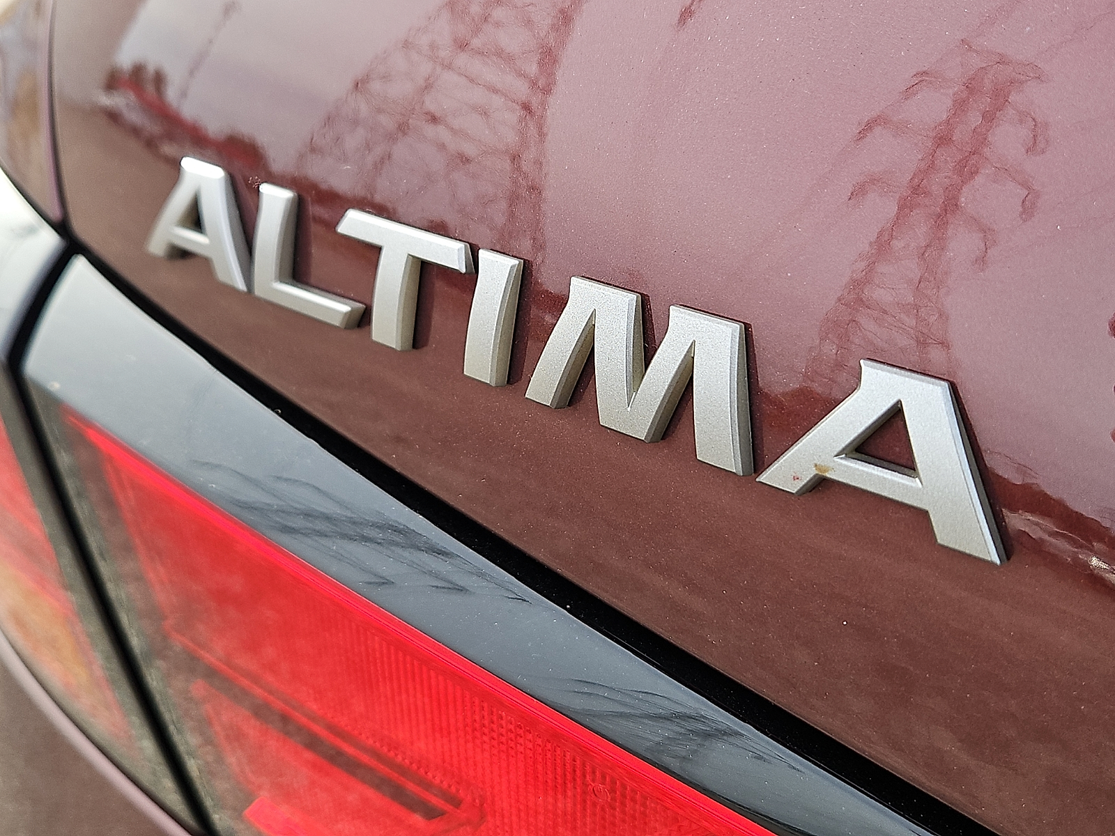 Used 2024 Nissan Altima Sedan