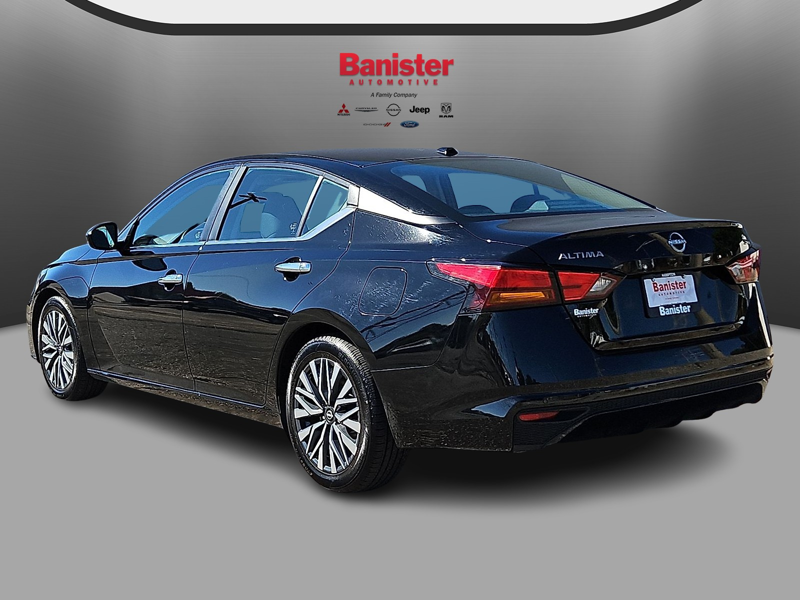 Used 2024 Nissan Altima Sedan