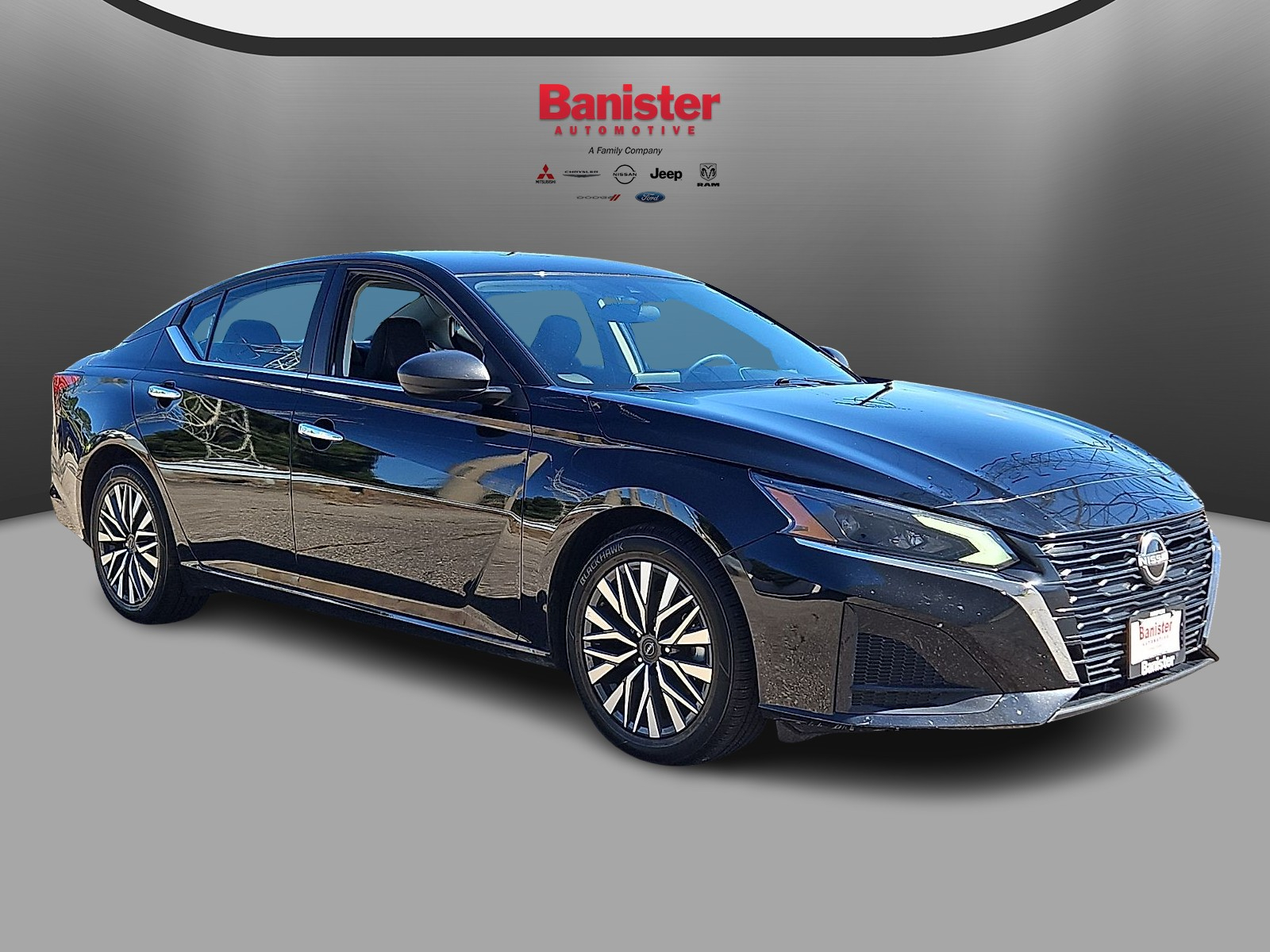 Used 2024 Nissan Altima Sedan
