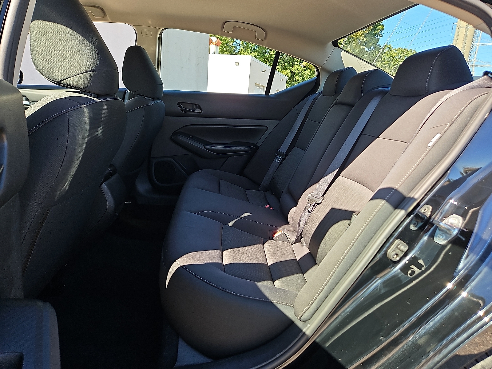 Used 2024 Nissan Altima Sedan