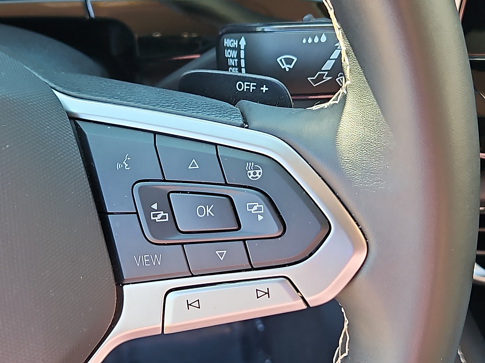 Used 2025 Volkswagen Atlas SUV