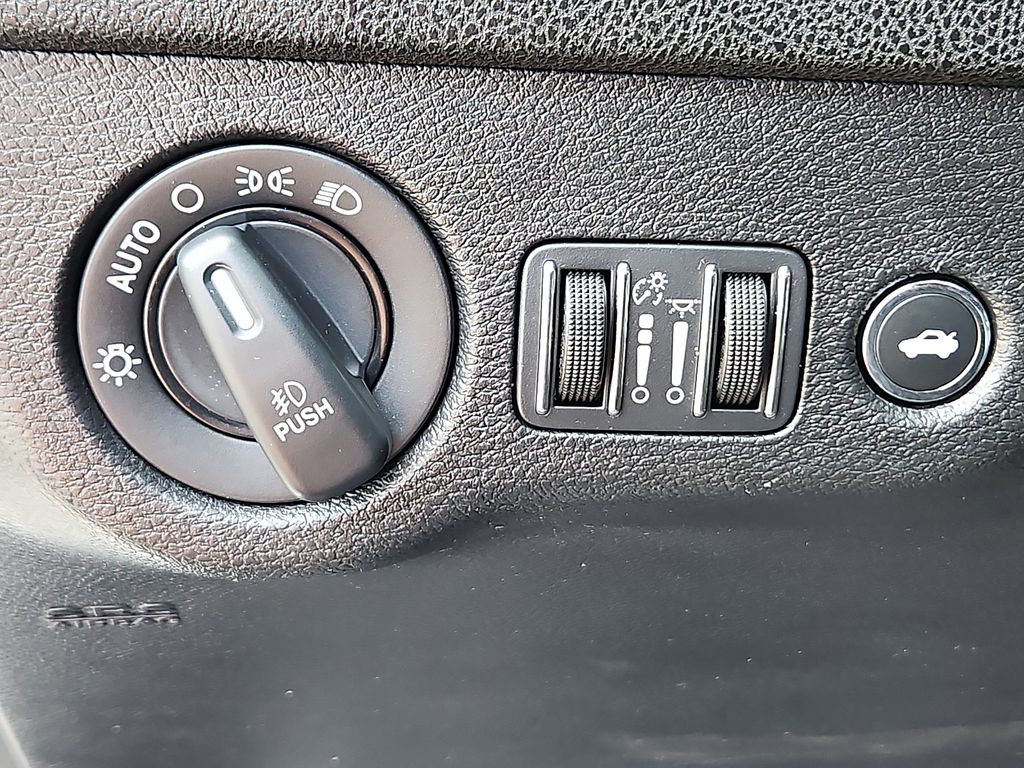 Used 2019 Dodge Charger Sedan