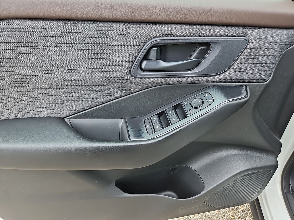 Used 2023 Nissan Rogue SUV