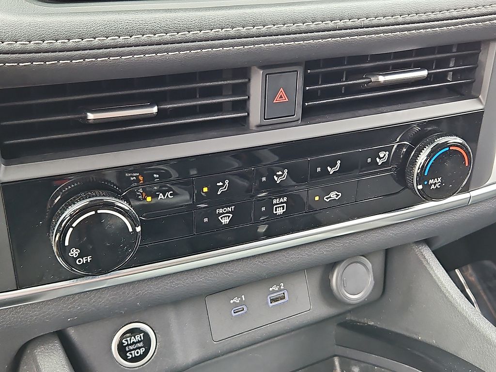 Used 2023 Nissan Rogue SUV