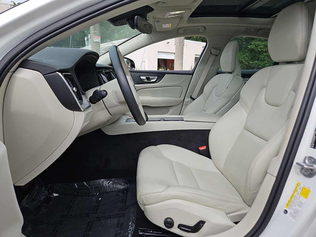 Used 2023 Volvo S60 B5 Sedan