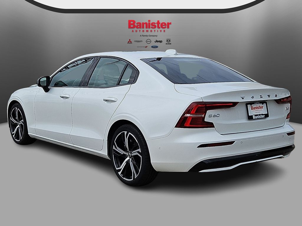 Used 2023 Volvo S60 B5 Sedan