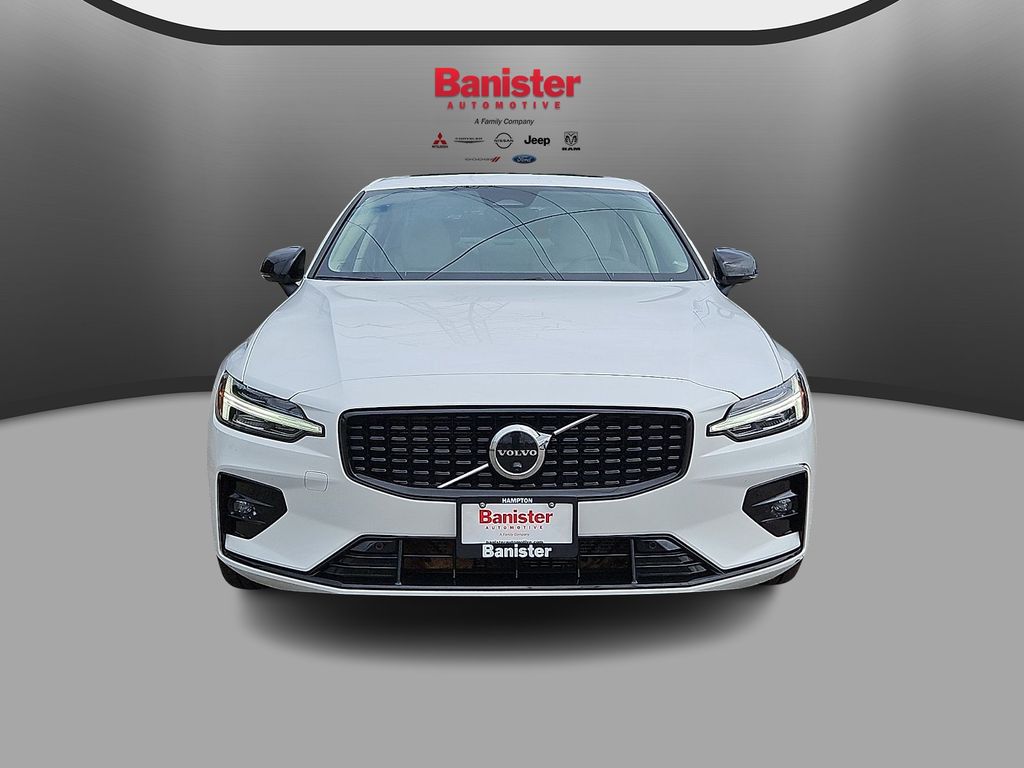 Used 2023 Volvo S60 B5 Sedan