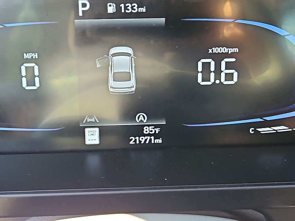 Used 2025 Hyundai Elantra Sedan