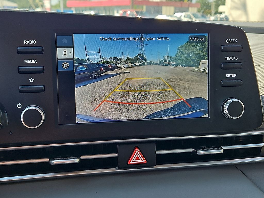 Used 2025 Hyundai Elantra Sedan