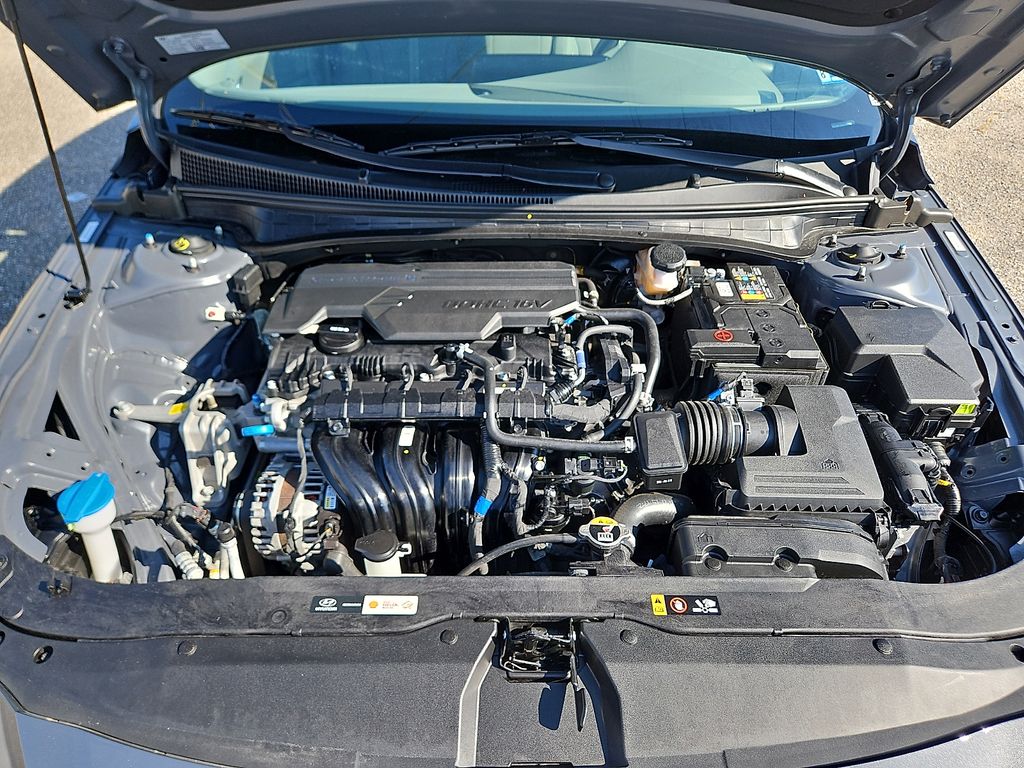 Used 2025 Hyundai Elantra Sedan