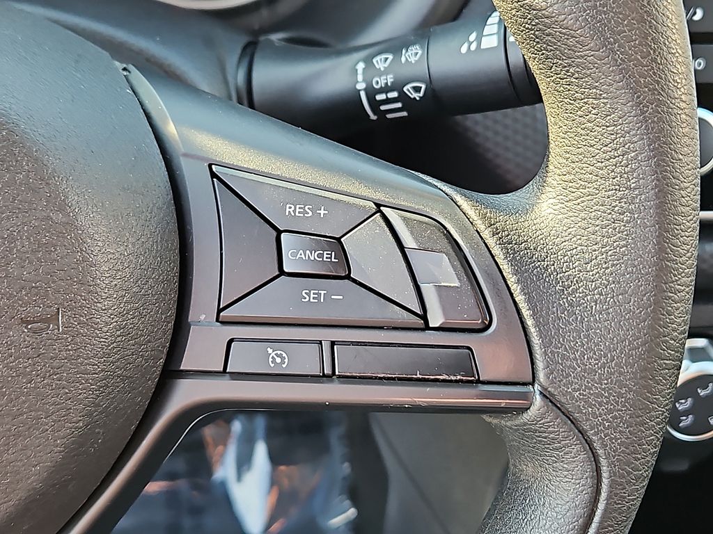Used 2024 Nissan Kicks SUV
