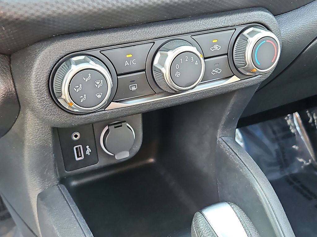 Used 2024 Nissan Kicks SUV