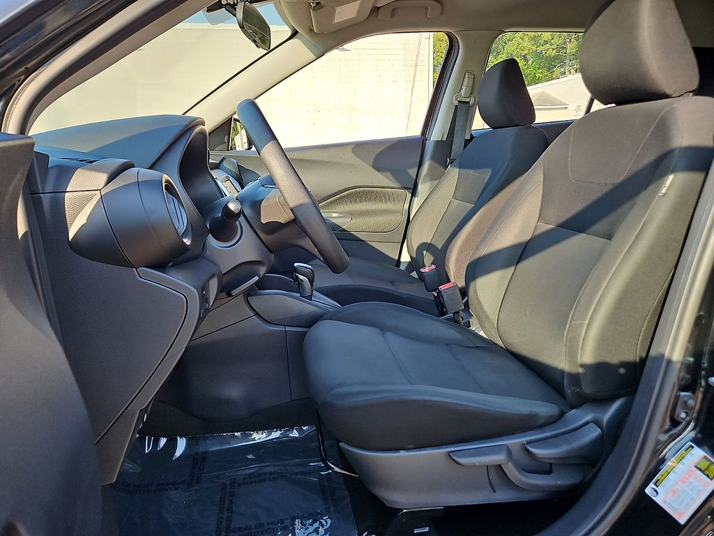Used 2024 Nissan Kicks SUV
