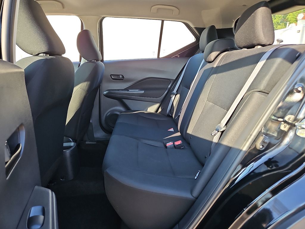 Used 2024 Nissan Kicks SUV