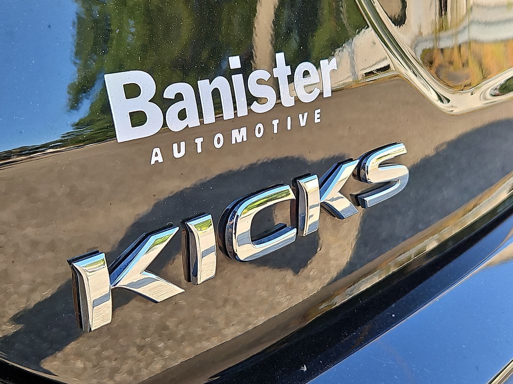 Used 2024 Nissan Kicks SUV