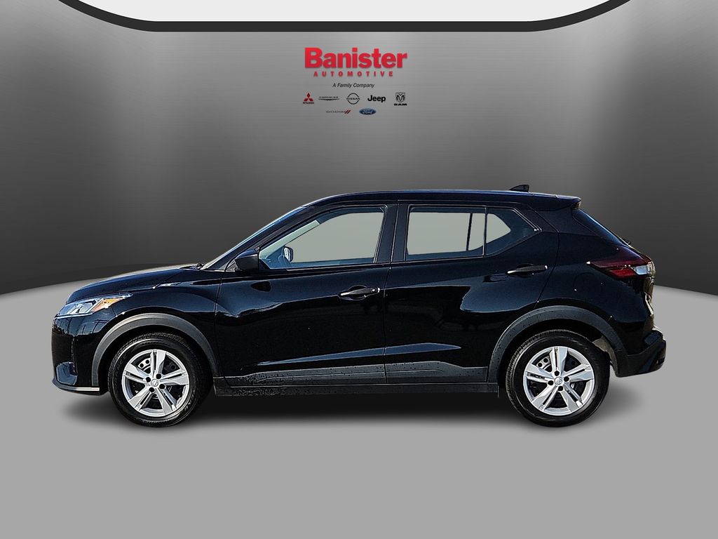 Used 2024 Nissan Kicks SUV