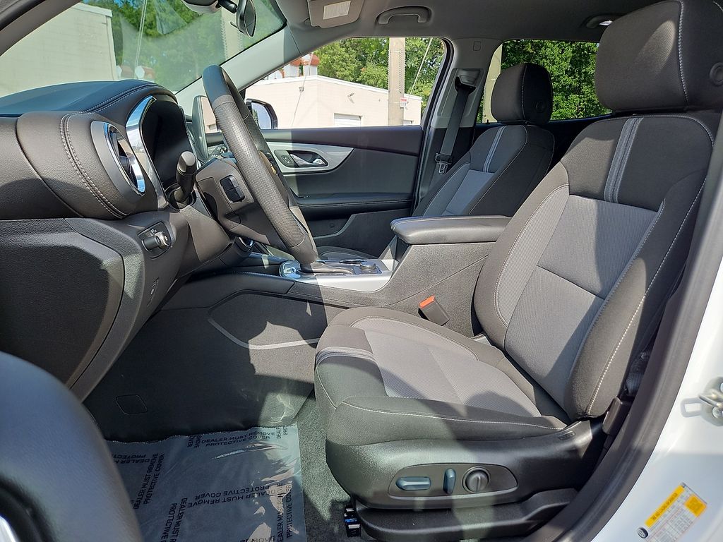 Used 2025 Chevrolet Blazer SUV