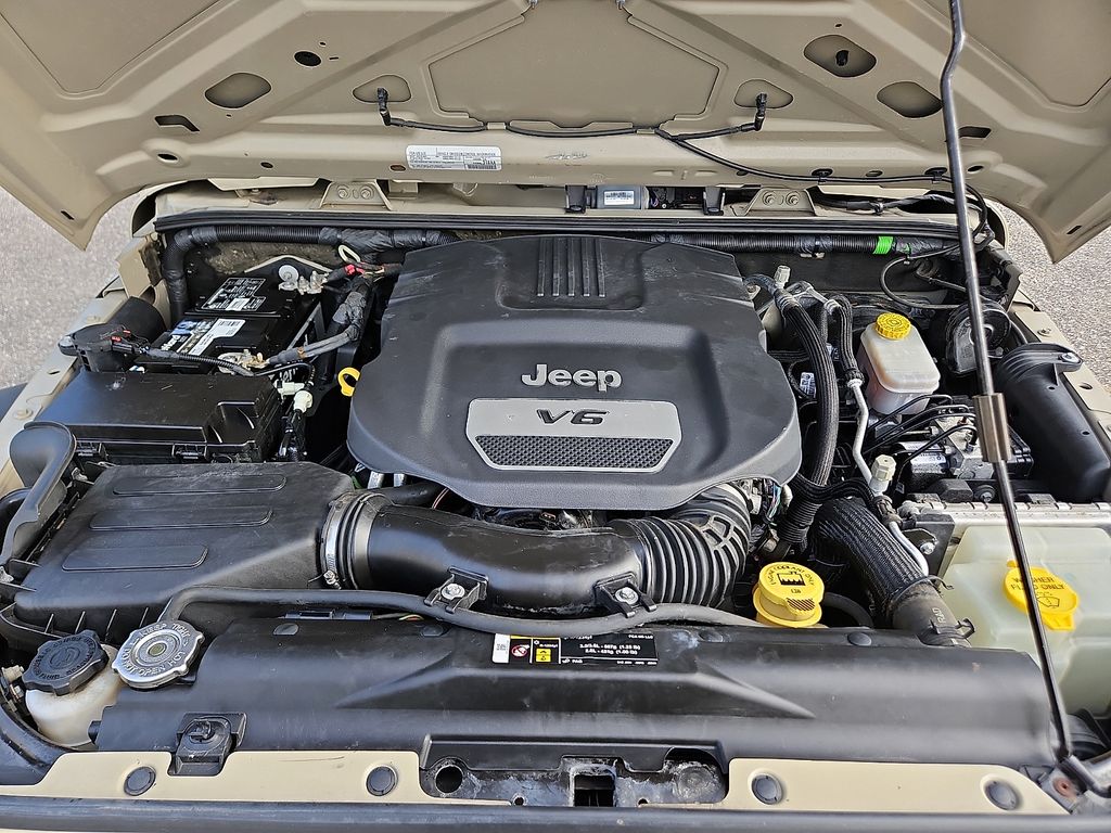 Used 2018 Jeep Wrangler SUV