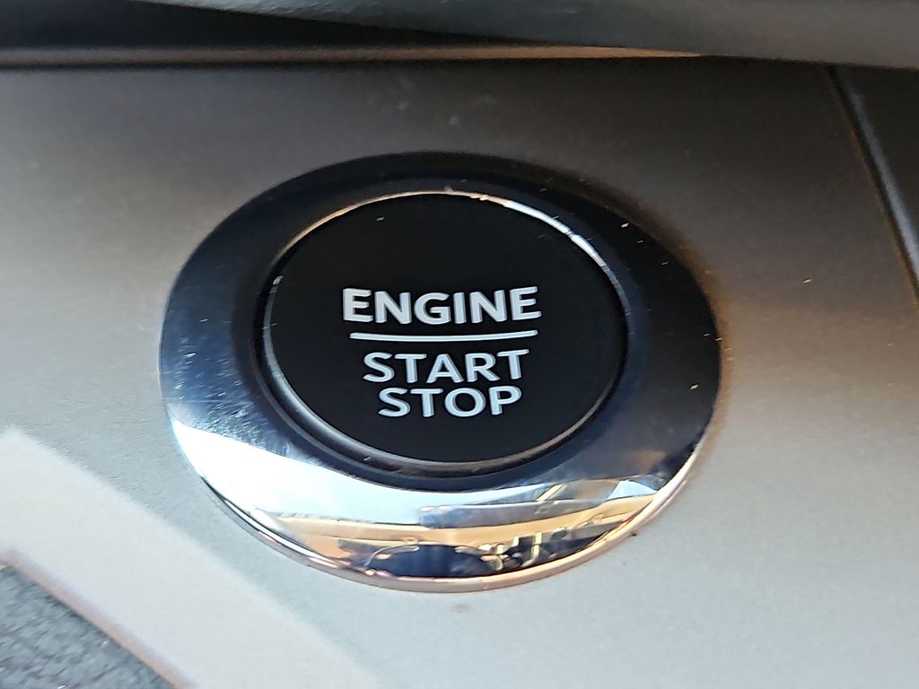 Used 2023 Ford Explorer SUV