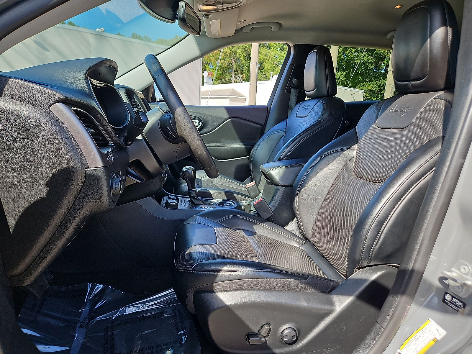 Used 2022 Jeep Cherokee SUV