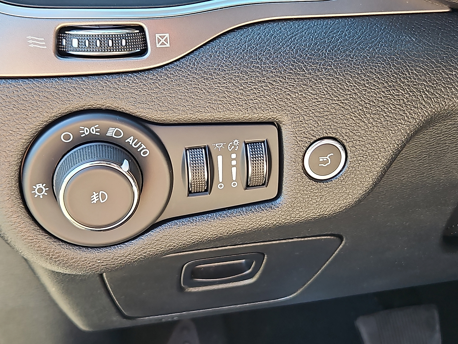 Used 2022 Jeep Cherokee SUV