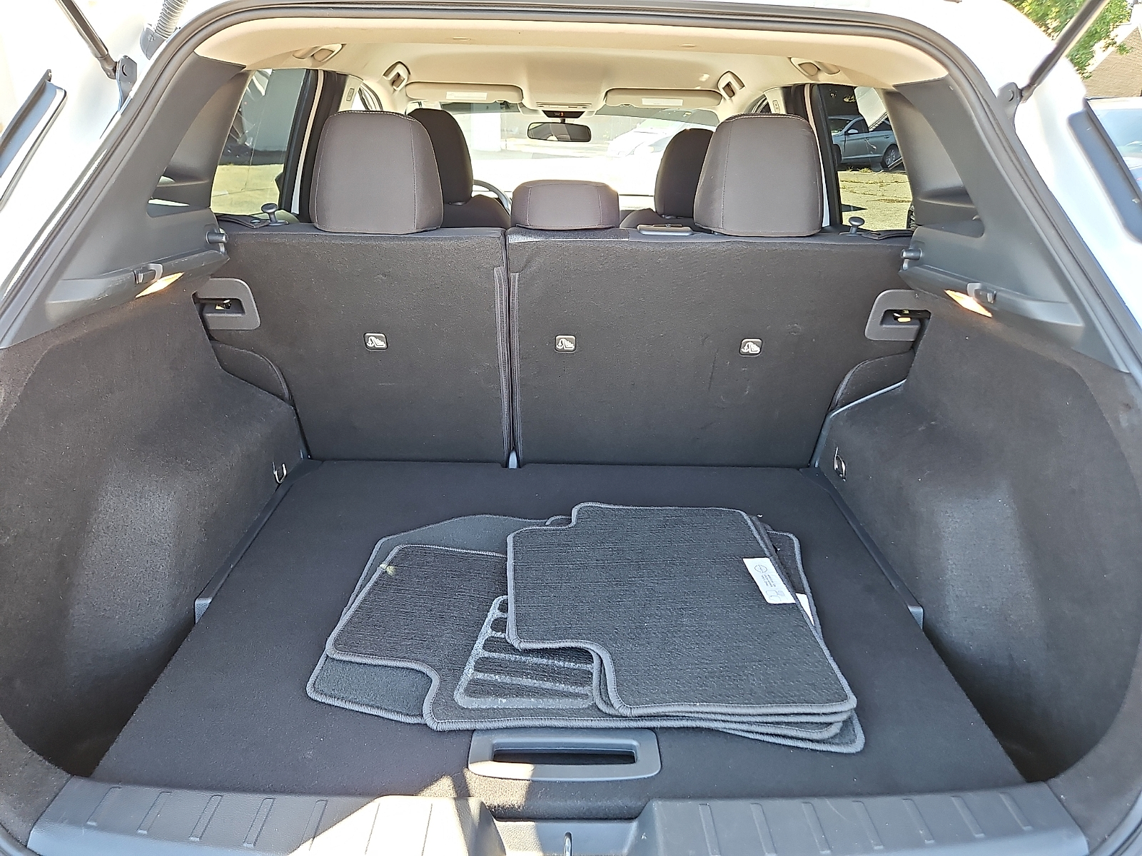 Used 2025 Nissan Kicks SUV