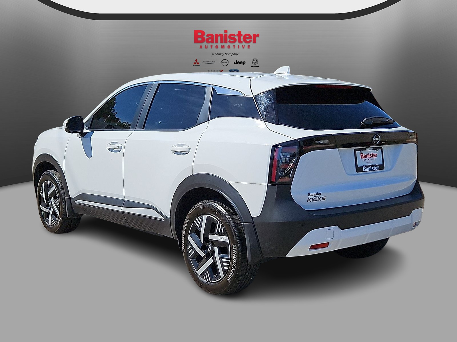 Used 2025 Nissan Kicks SUV