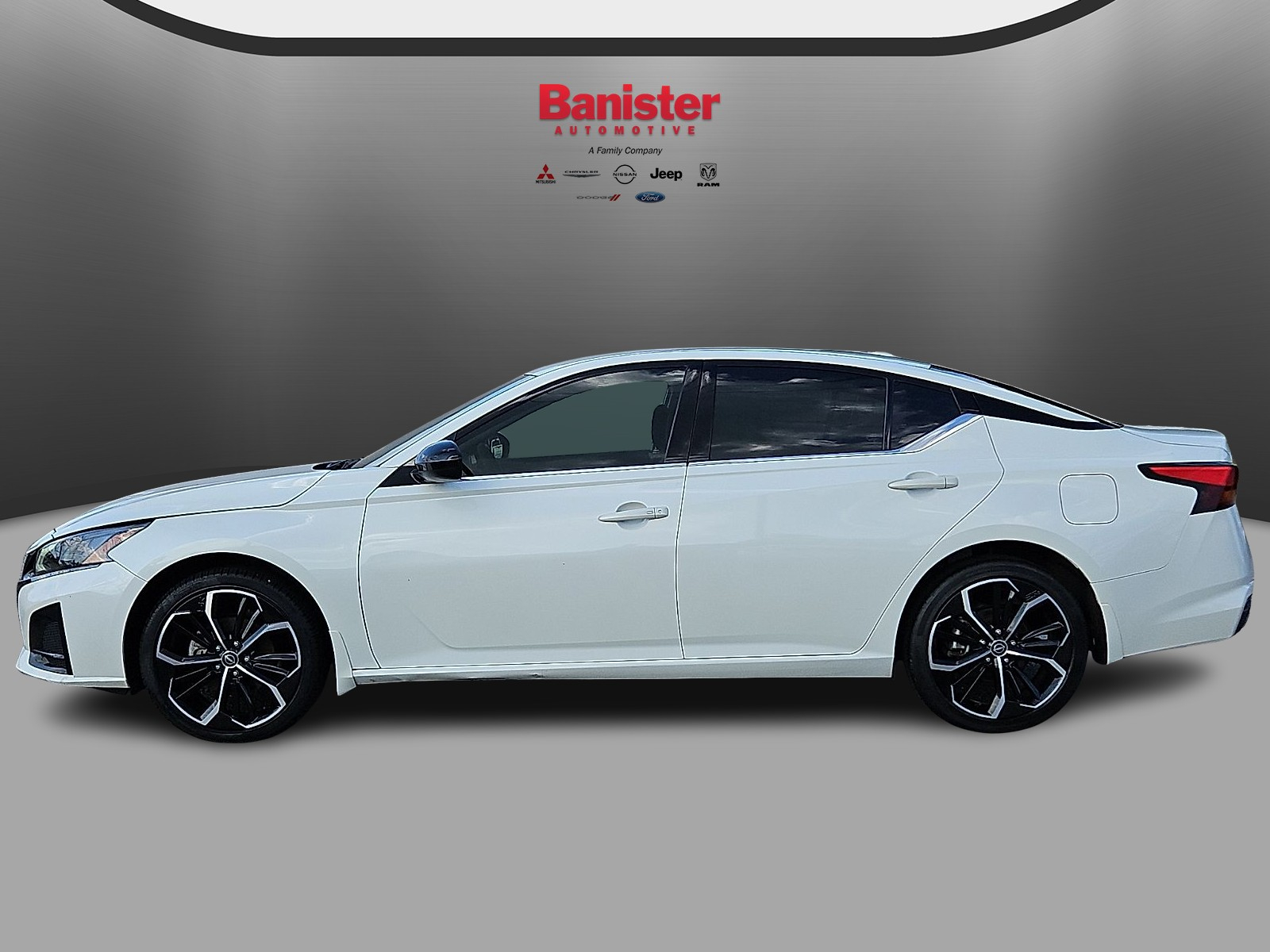 Used 2023 Nissan Altima Sedan