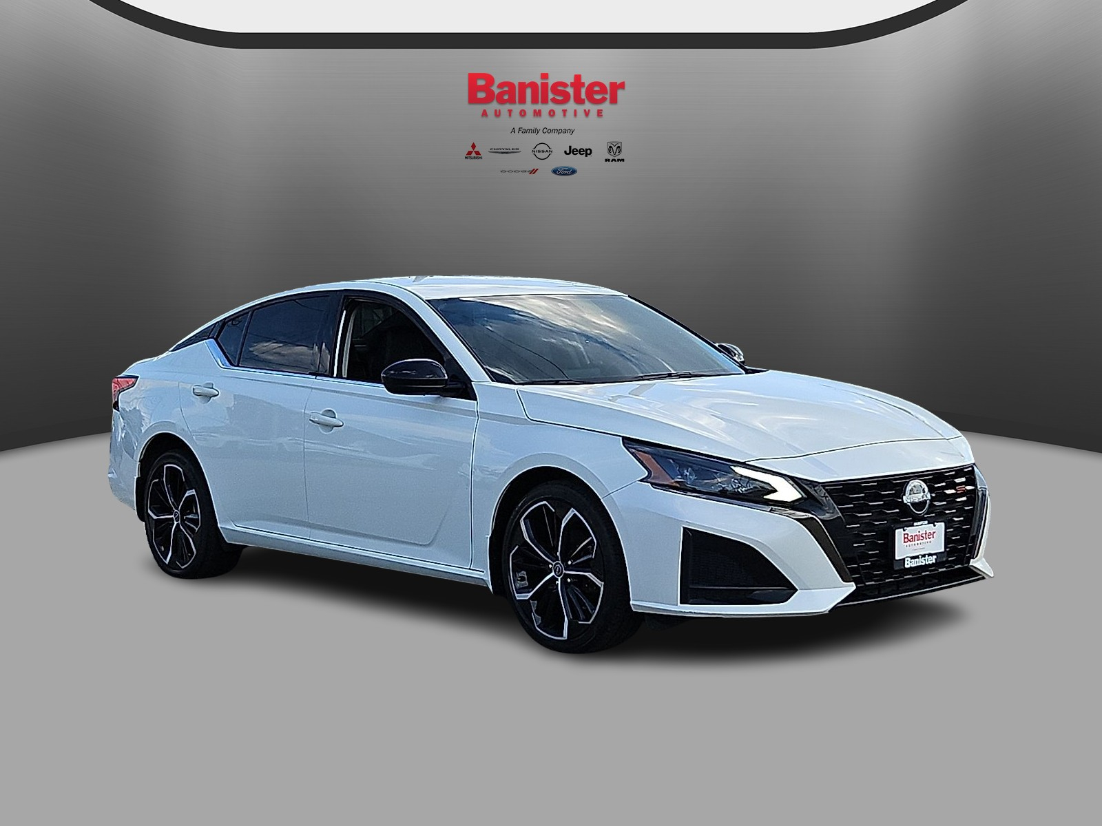Used 2023 Nissan Altima Sedan