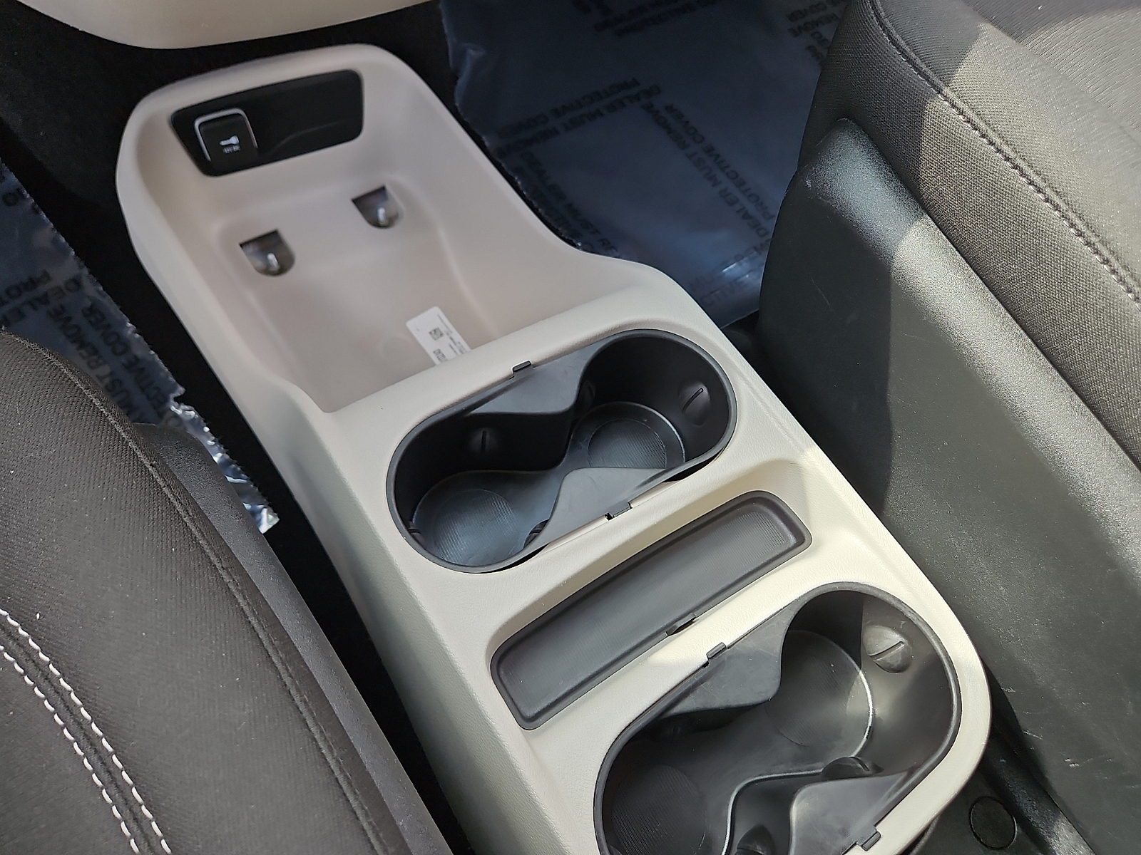 Used 2023 Chrysler Voyager Van